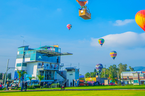 Teotihuacan: Varmluftsballongflygning Sky BalloonsTeotihuacan: Flyg med varmluftsballong med Sky Balloons