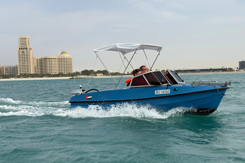 Abu Dhabi: Self-Drive Boat Adventure with Snorkeling Gear 2 Hour