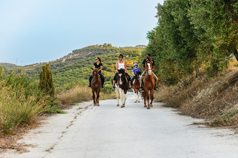 Heraklion: Finikia Horse Riding Day Tour with Lunch