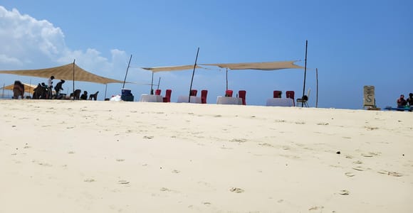 Zanzibar: Nakupenda Sand Bank Roundtrip by Boat with Lunch