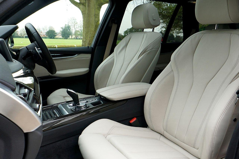 Delhi: Golden Triangle Tour with Ayurvedic Massages