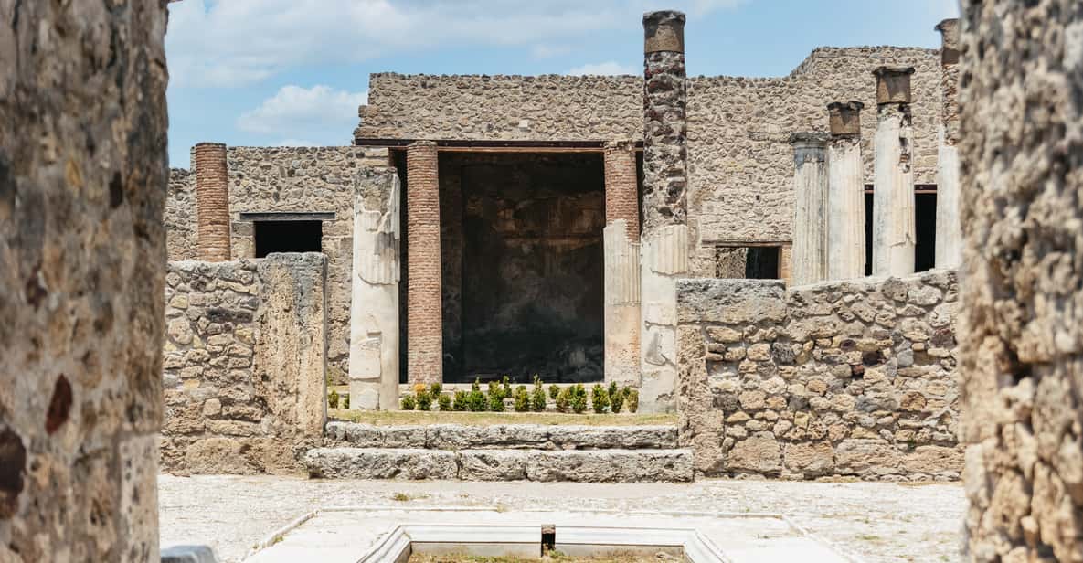Afbeelding 9 van Vanuit Napels: Pompeii ruïnes & Mount Vesuvius Dagtour