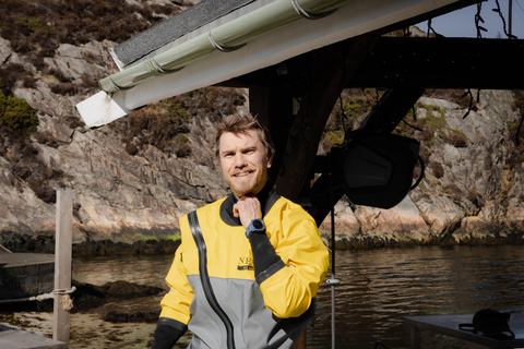 Bergen: Sea Kayaking Tour with Lunch and Transfer Bergen: Sea Kayaking Group Tour with Lunch and Transfer