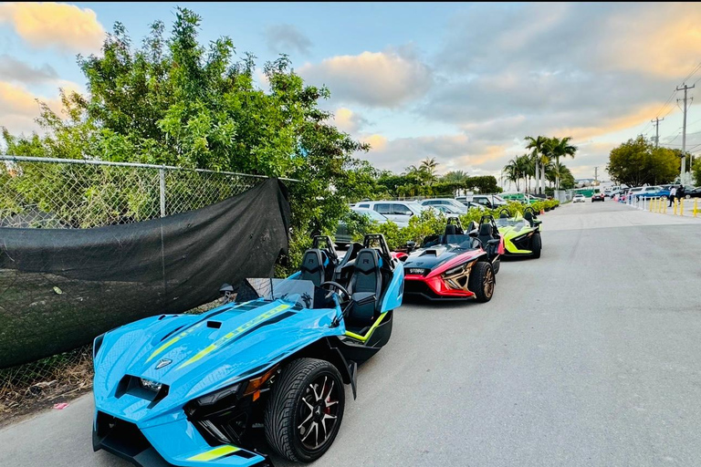 Guida uno Slingshot a Miami – Noleggi flessibili da 1 a 24 ore4 ore