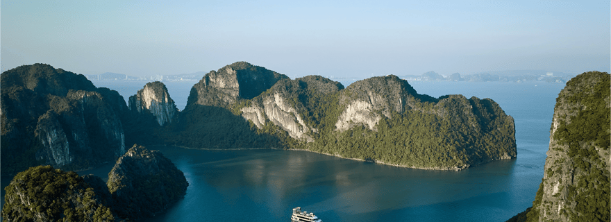 Croisière Iris de luxe dans la baie d'Halong, visite d'une journée : La meilleure expérience