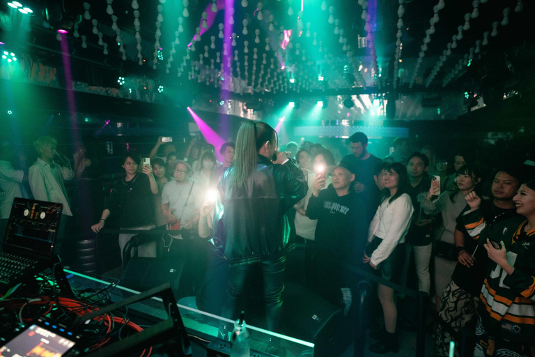 Tokyo: Cross Roppongi Karaoke Nightclub Ticket (For Foreign) Admission ticket + 2 drinks