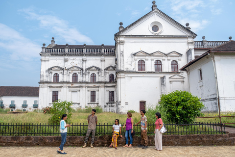 Goa: Excursión a la Vieja Goa y a la Isla de Divar con almuerzo