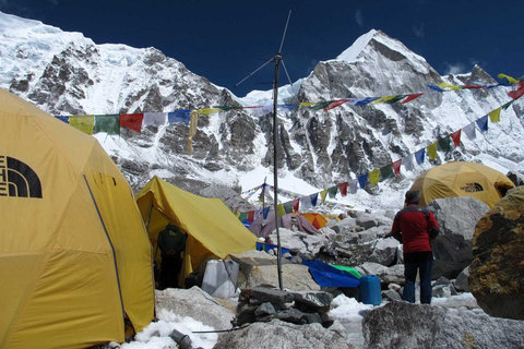 Everest Base Camp Trekking mit Basislager-ÜbernachtungFür Inhaber der nicht-nepalesischen Staatsbürgerschaft