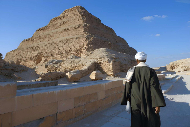 Cairo: Saqqara, Dahshur & Memphis Private Tour with Lunch