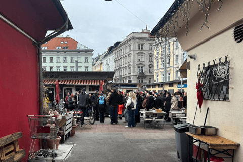 Vienne : La mocheté de Vienne : visite guidée à piedVienne : Tour de Vienne moche en anglais