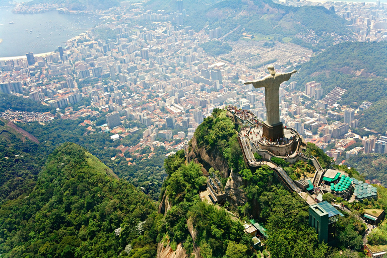 Rio: Przejazd pociągiem do kościoła Chrystusa Odkupiciela i Sugarloaf Combo Tour