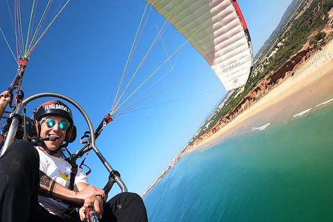 Albufeira: vuelos en parapente y paratrike en tándemVuelo biplaza en parapente y paratrike con fotos y video