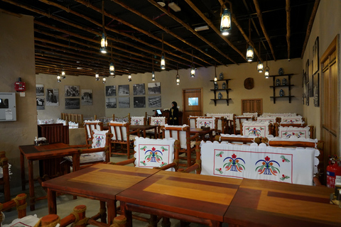 Abu Dhabi Elite Day-trip: Sheikh Zayed Mosque & Royal Palace Small Group Mercedes Sprinter in German