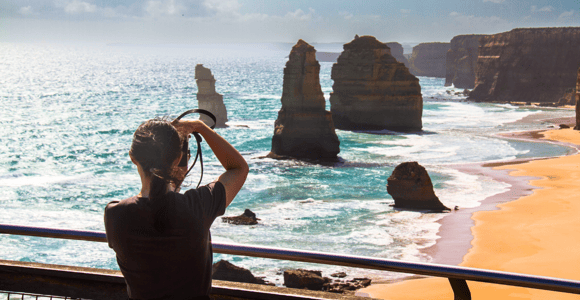 From Melbourne: Great Ocean Road & 12 Apostles Day Tour
