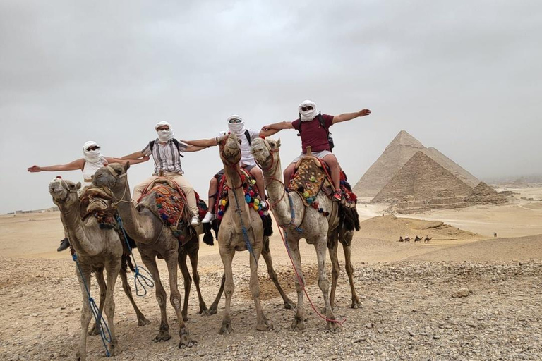 ⁠From Hurghada: Full-Day Trip to Cairo by Plane Option 3 - Giza Pyramids Tour with Optional Museum Visit