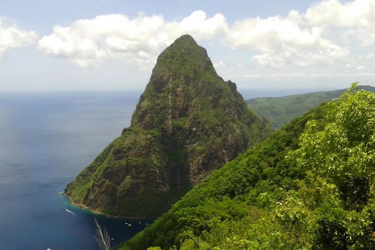 Sainte-Lucie : Excursion en voiture d'une journée au volcan, à la cascade et au jardin