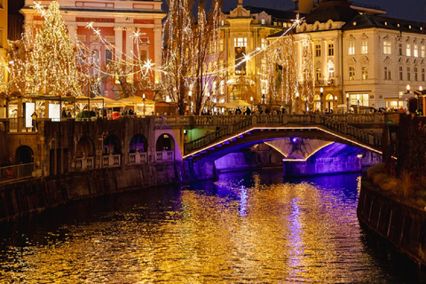 Zagreb: Ljubljana and Lake Bled Christmas Market Day Tour