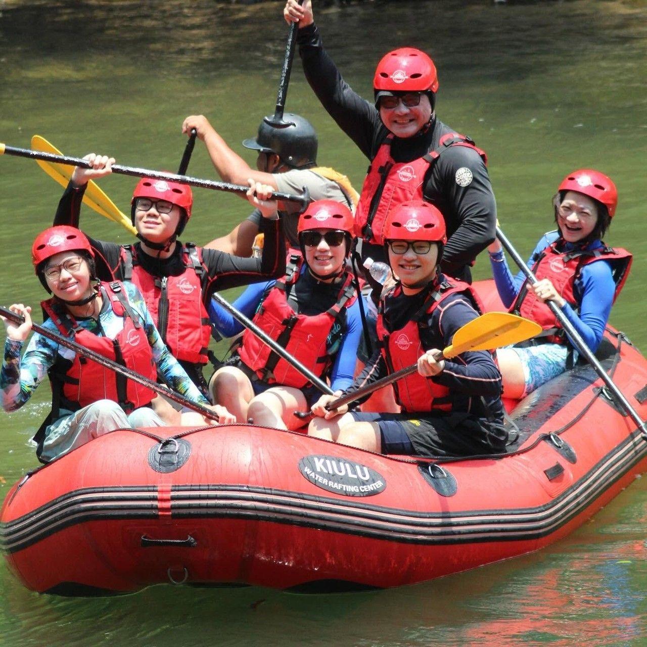 Tenom: Wildwasser-Rafting auf dem Padas River mit Zugfahrt