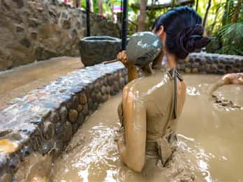 Nha Trang: Coral Reef Snorkeling, Mud Bath & Floating Bar