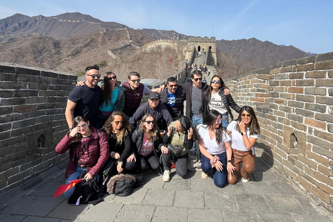 Beijing: Mutianyu Great Wall Chairlift Up & Toboggan Down Meet at Kempinski Hotel
