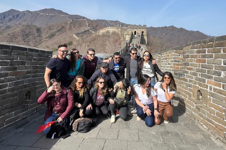 Beijing: Mutianyu Great Wall Chairlift Up & Toboggan Down Meet at Kempinski Hotel