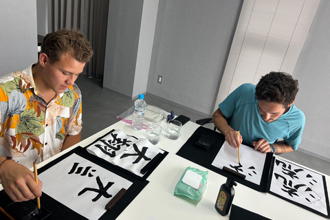 Hiroshima Calligraphy Experience – Kanji Name & Souvenir