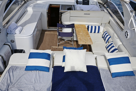 Cannes : Luxury Boat trip , swimming, snorkling, suntanning Cannes : luxury Boat trip blu waters, swimming, snorkling