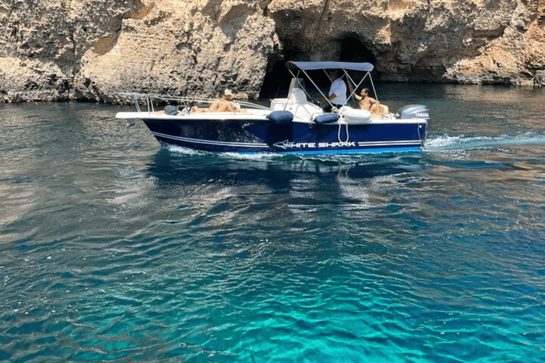 Cirkewwa/Mgarr: Blaue und kristallklare Lagune Privater Bootscharter