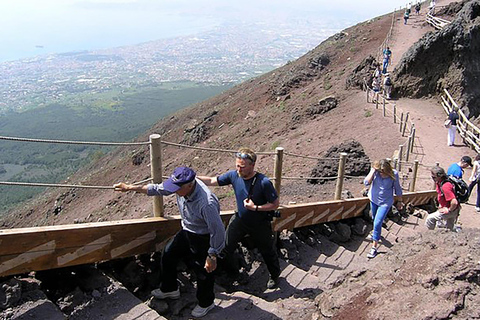 Tour del Vesuvio e di Pompei: Un viaggio nella storia e nella natura antica