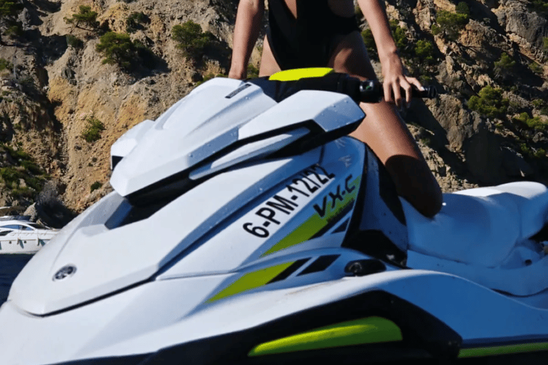 Santa Ponsa: excursión en moto acuática con instructor75 min