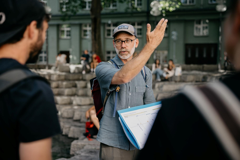 Mity i sekrety starego miasta w Monachiumw języku angielskim