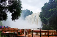 Un giorno Amazing HGuangguoshu Waterfall Tour da Guiyang - Housity