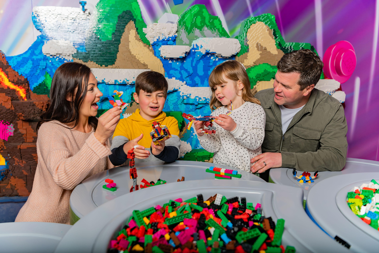 Da Londra: Ingresso al resort LEGOLAND® Windsor e trasferimento in autobus