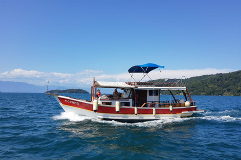 Paraty: Private Boat Tour with Optional Snorkeling