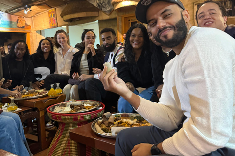 Addis Abeba: Totot Kulturfest &amp; Rhythmusshow mit Abendessen