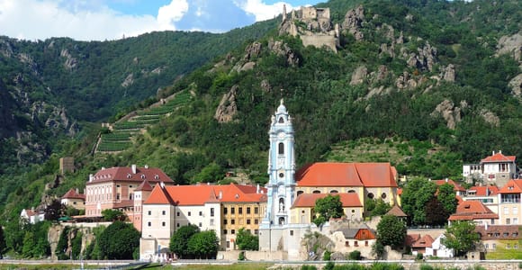 From Vienna: Wachau Valley Private Day Trip with Pickup