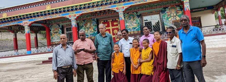 Une excursion paisible d'une journée de Coimbatore à un joyau tibétain caché