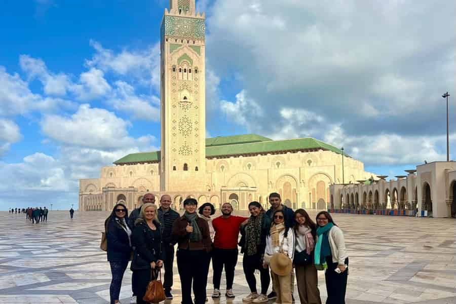 Von Marrakesch: Casablanca-Tour mit Besuch der Hassan-II.-Moschee. Foto: GetYourGuide