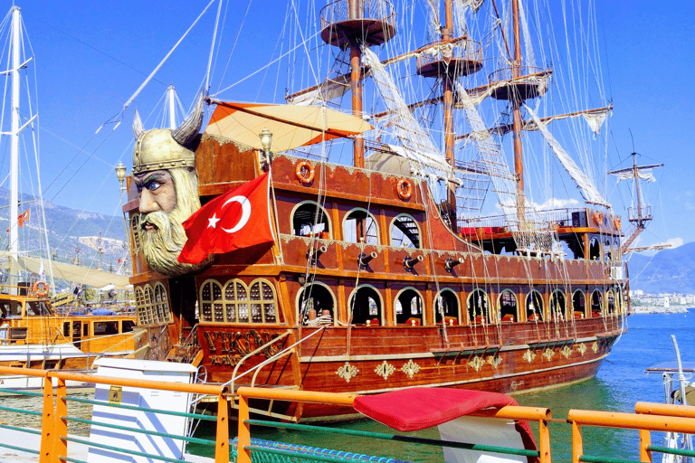 Antalya: Boat Cruise with Lunch, Foam Party, and DJ
