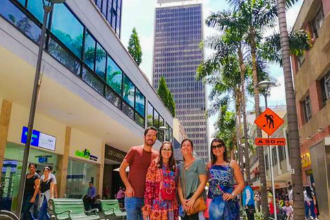 Medellín : Visite privée de la ville et visite de la Comuna 13