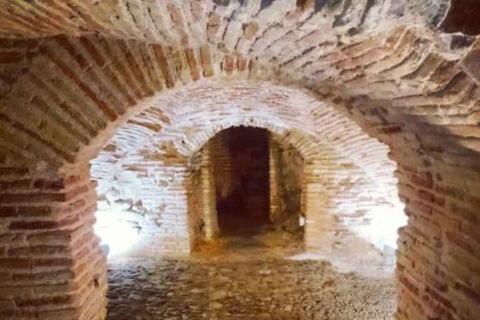 Underground Toledo Tour in English: Discover Hidden History