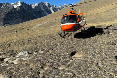 Everest Base Camp & Gokyo Lake Helicopter Flight landing Gokyo Lake Helicopter Flight Tour with Breakfast