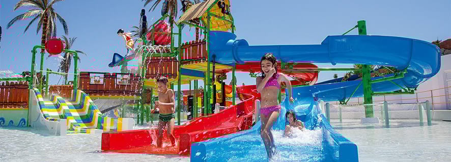 Lagoa: Slide & Splash Water Park Entrance Ticket