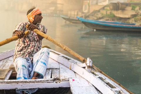 Varanasi : Visite privée de la ville et croisière sur le Gange