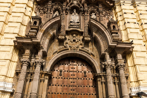 Lima: Downtown Walking Tour