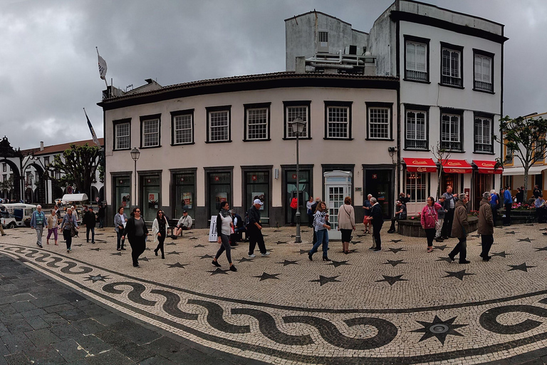 Half Day City Tour in Beautiful Ponta Delgada DE/EN/PT