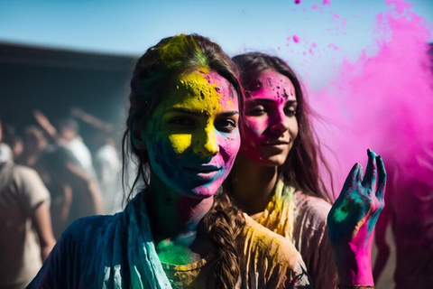 Holi Festivities &amp; Delhi Sightseeing: Same-Day AdventureTour with Transportation and Guide only