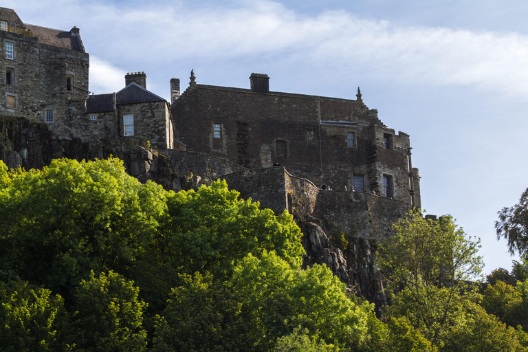 Stirling: Stirling Castle Entry Ticket & City Audio Guide
