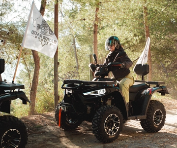 Durazzo: Tour guidato in quad ATV con casco a Kallmi