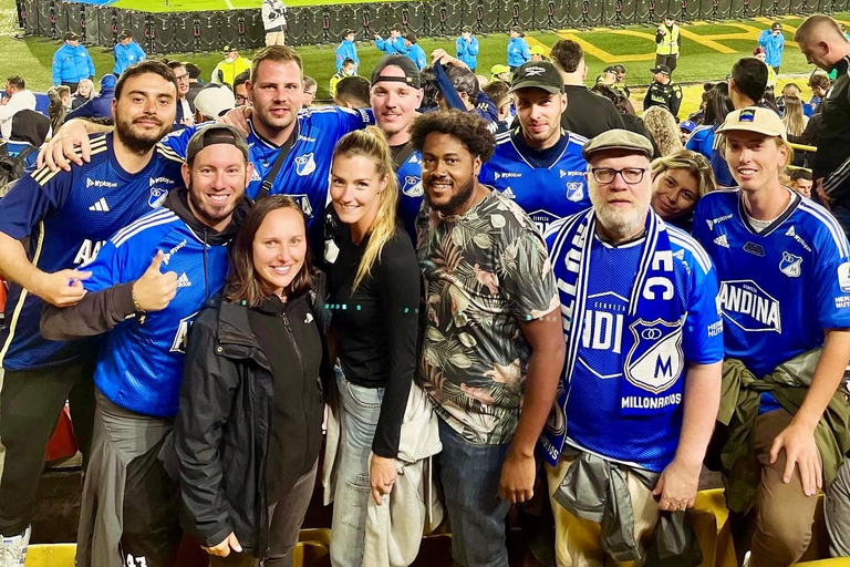 Bogotá: Football Tour with Tickets and Unlimited Beer